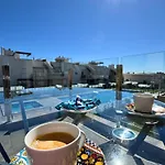Pink Lagoon View Апартаменты Торевьиа
