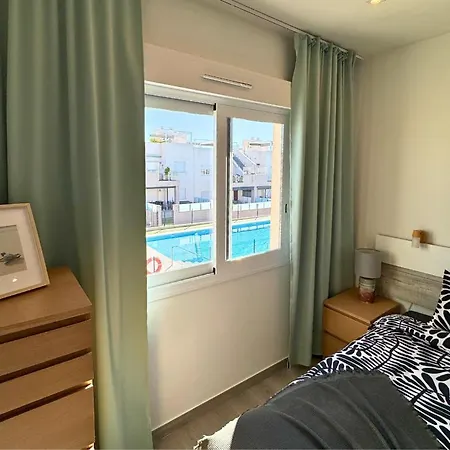 Pink Lagoon View Апартаменты Торевьиа